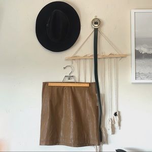 ✨NWT Free People Suede Skirt✨🏜🪶🌵